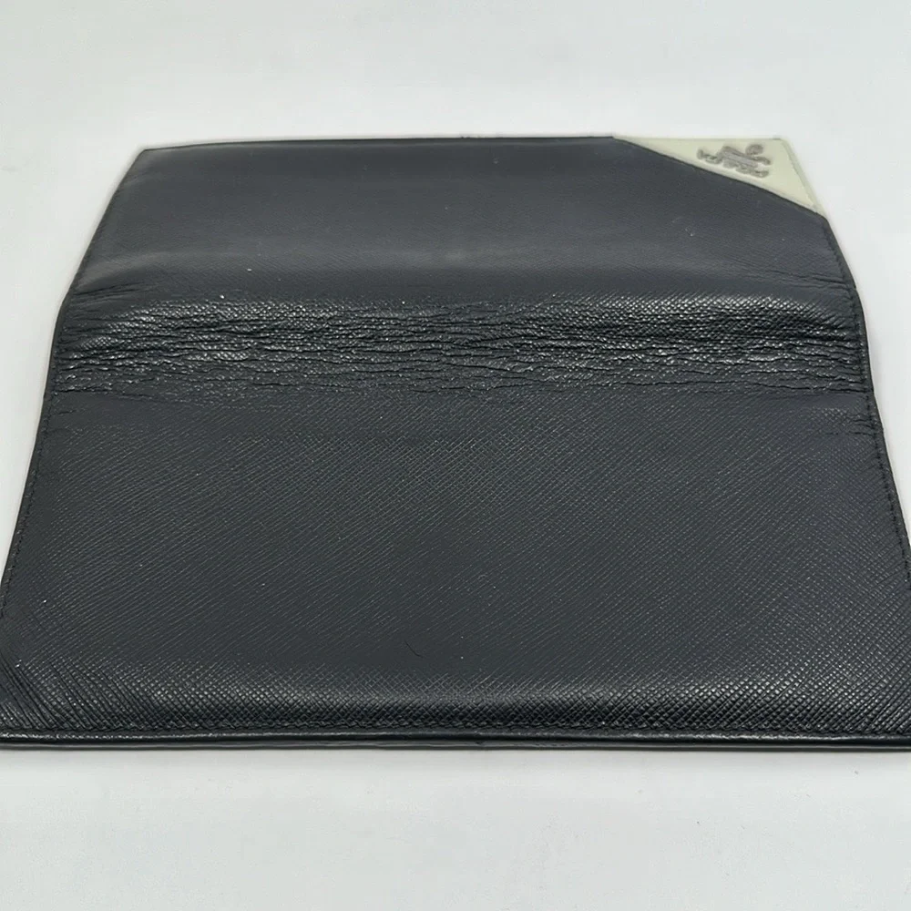 Authenticated PRADA Unisex Saffiano Leather Bi-Fold Bi-color Wallet- Black/White